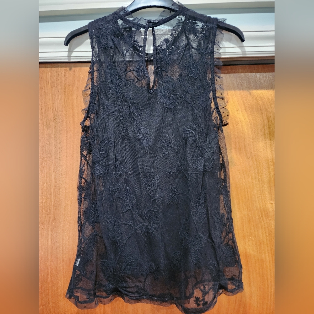 Black lace top
